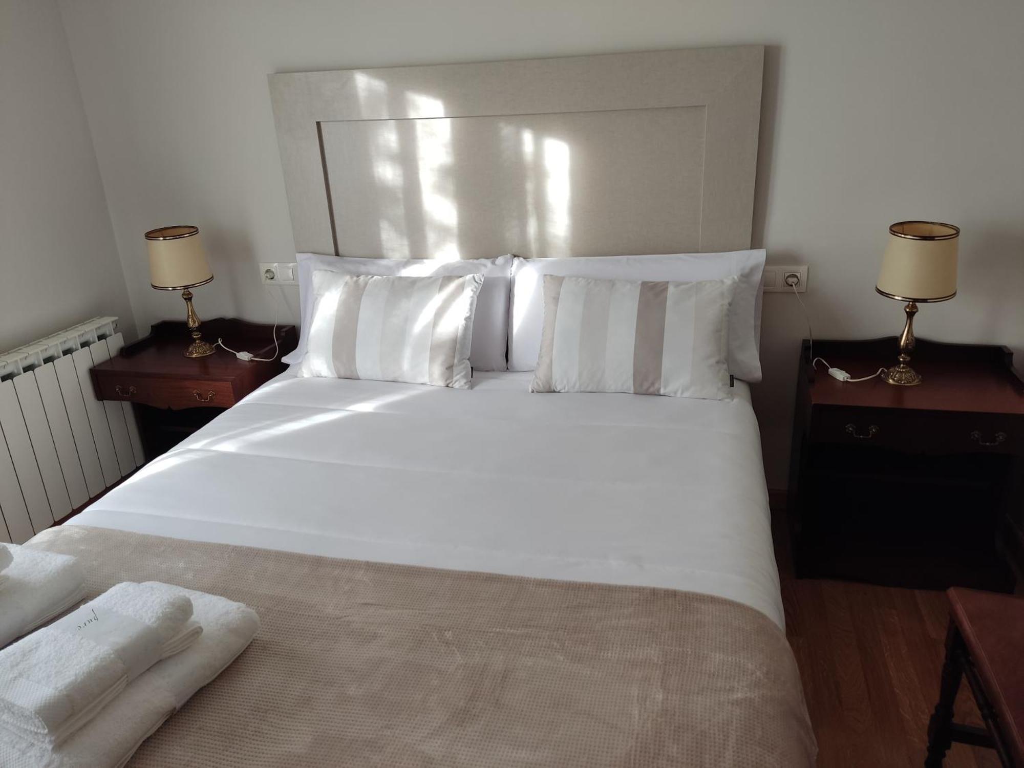 Luz De La Avenida Apartment Томелосо Екстериор снимка
